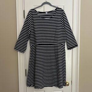 Old Navy Black and White Striped Long Sleeve Dress
